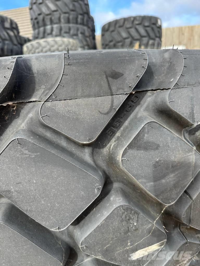 Goodyear 20.5R25 Gume, točkovi i felne