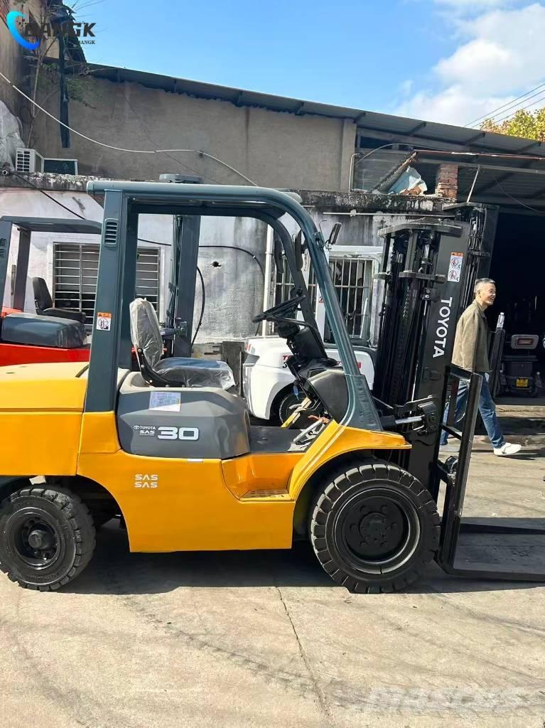 Toyota 7 FDN 30 Dizelski viljuškari