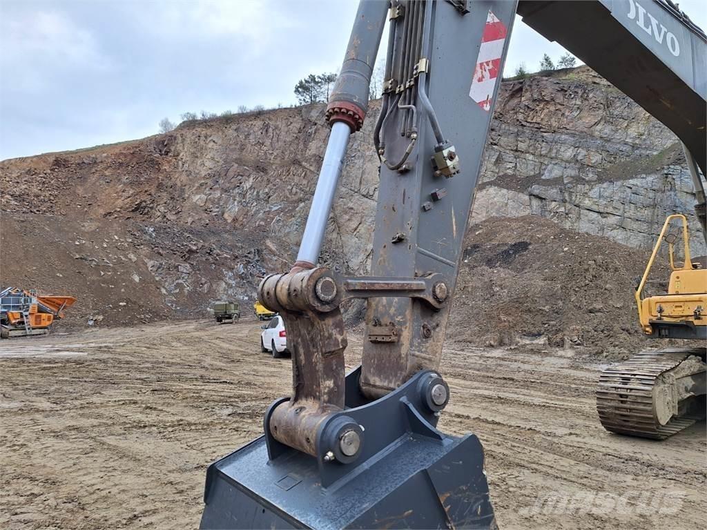 Volvo EC 240 CL Ostalo za građevinarstvo