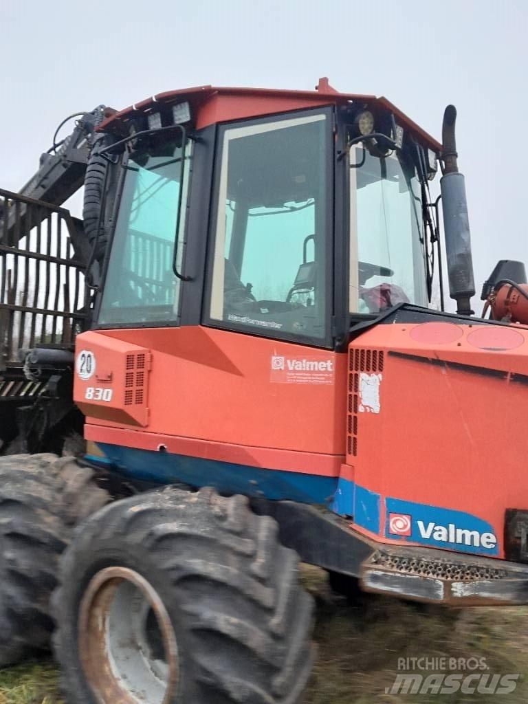 Valmet 830 Forvarderi