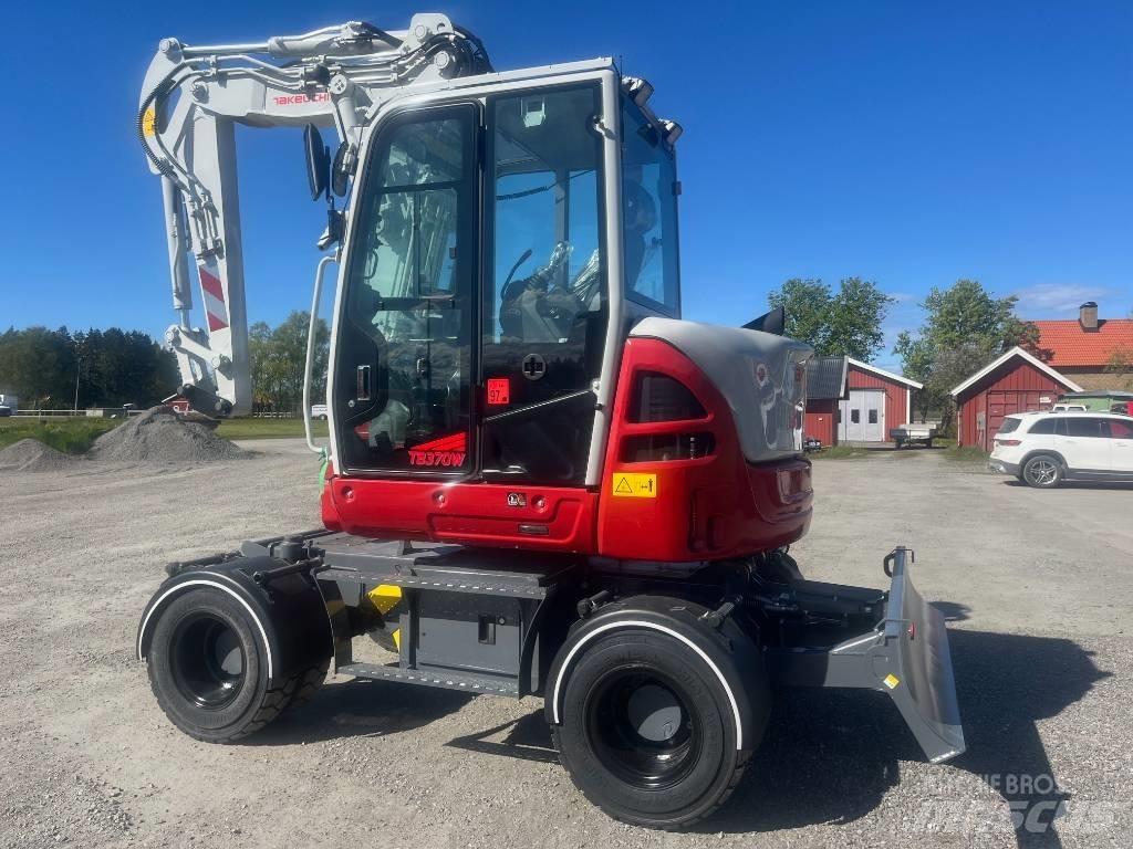 Takeuchi TB 370 W Bageri točkaši