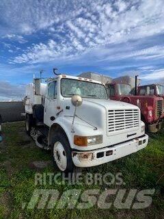International 4700 Kamioni sa otvorenim sandukom