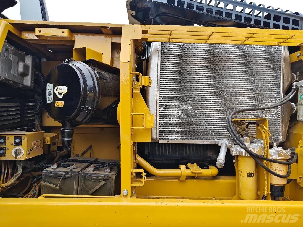 CAT 330 D2 L Bageri guseničari