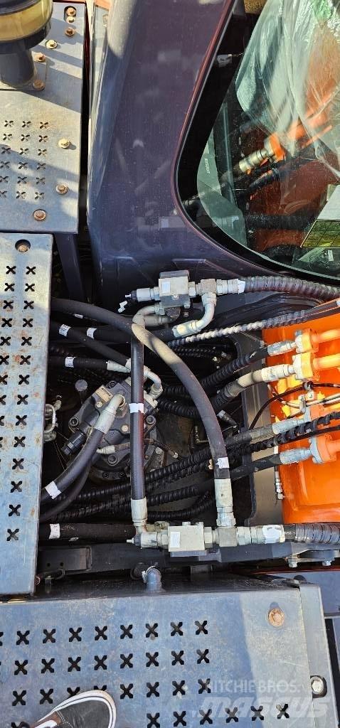 Doosan DX 225 Bageri guseničari