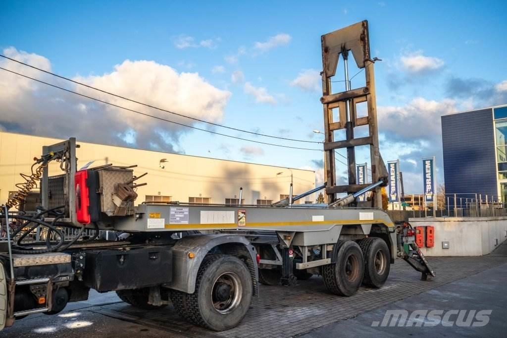 Eggers SILO Poluprikolice cisterne