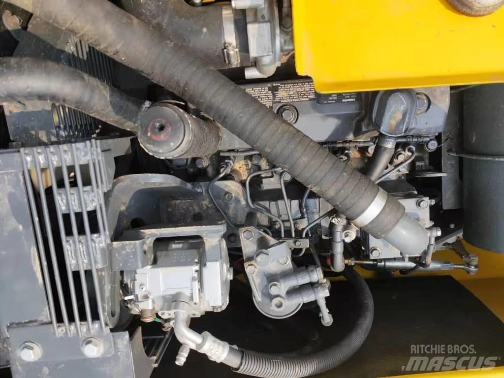 Komatsu PC 130 LC Bageri guseničari