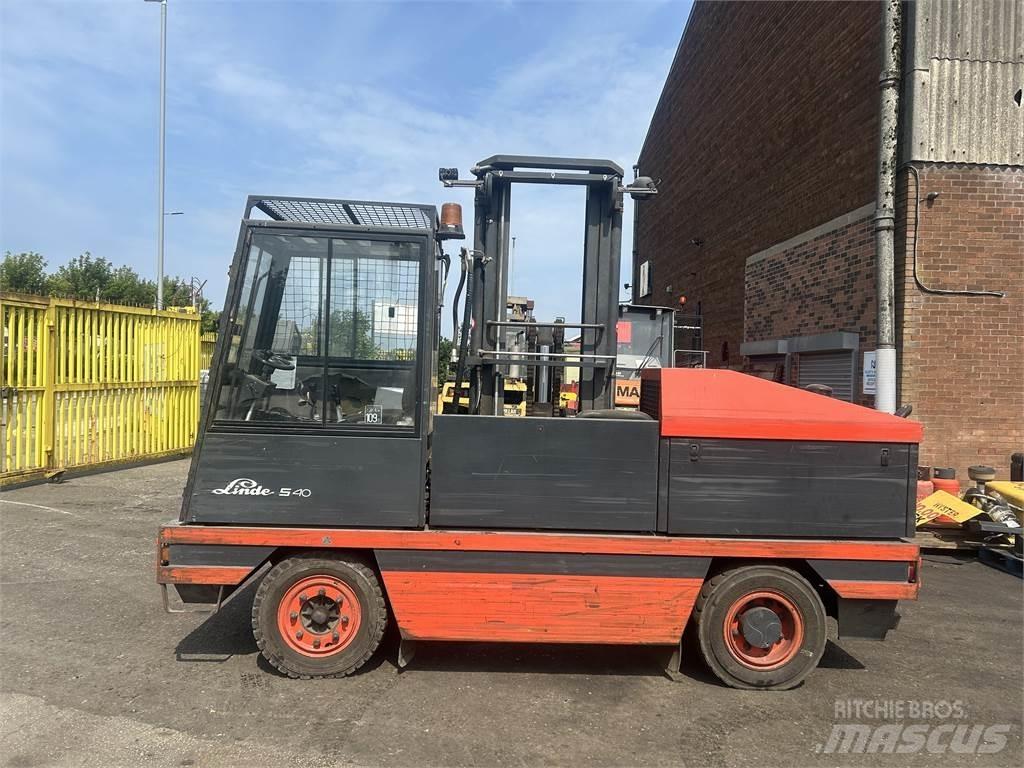Linde S40 Bočni viljuškari