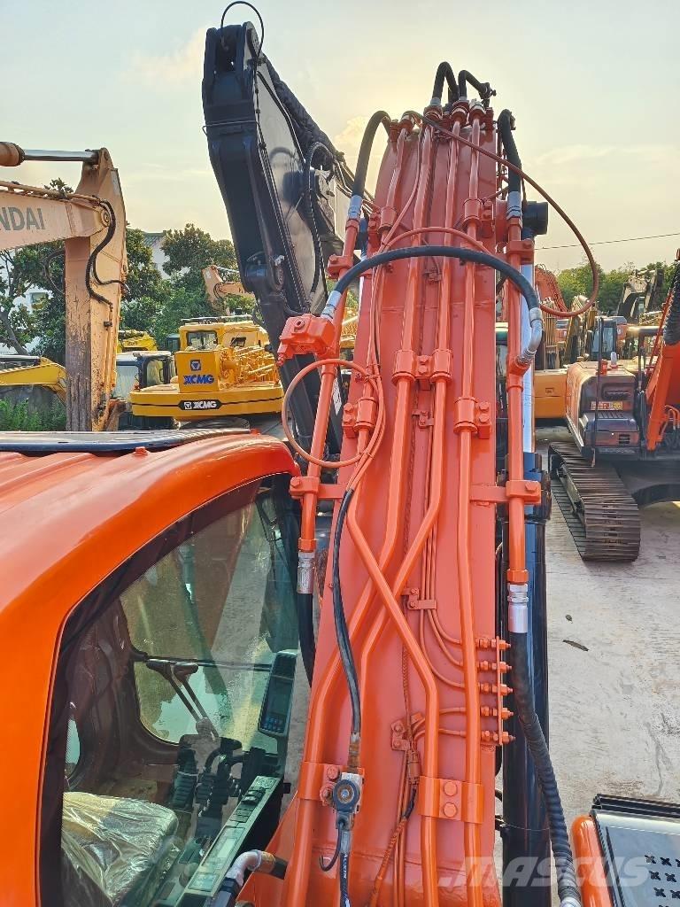 Doosan DX 225 LC Bageri guseničari