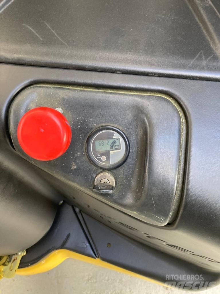Hyster S 1.6 Ručni električni viljuškar