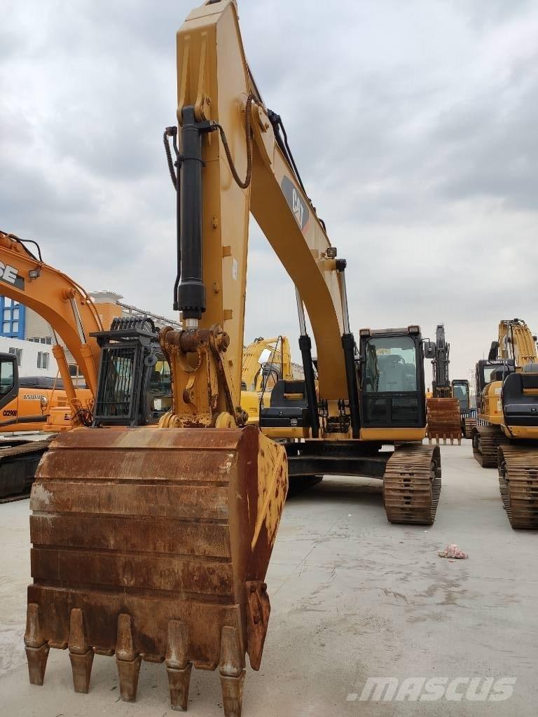 CAT 329 D Bageri guseničari