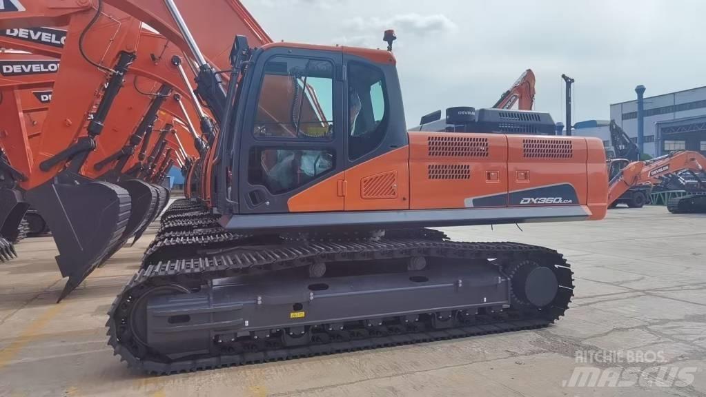 Develon DX 360LCA-7B Bageri guseničari