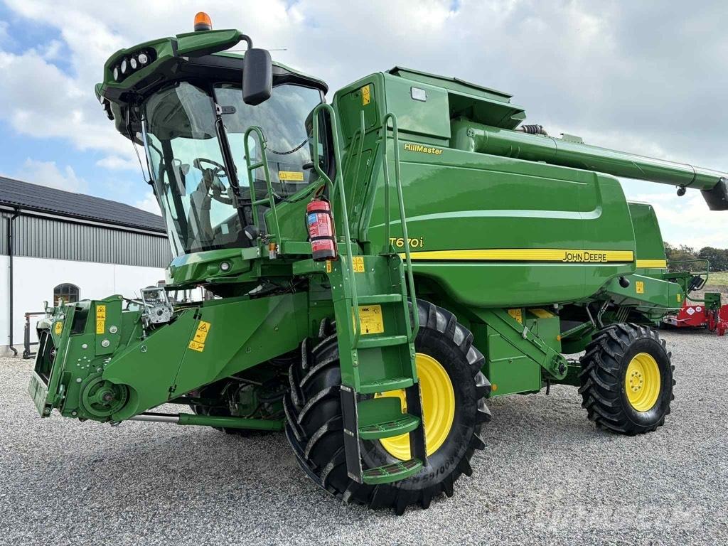 John Deere T 670 i Kombajni