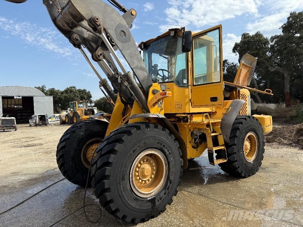 Volvo L 90 E Utovarivači na točkove