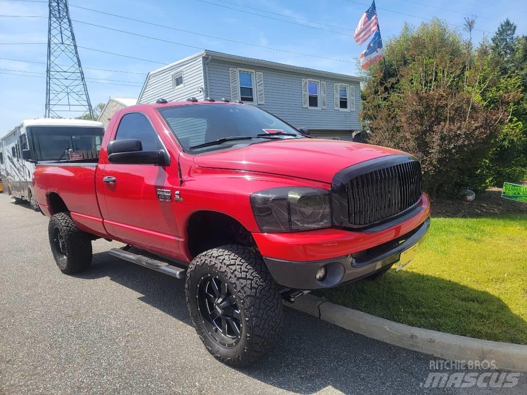 Dodge Ram 2500 Pik up kamioni