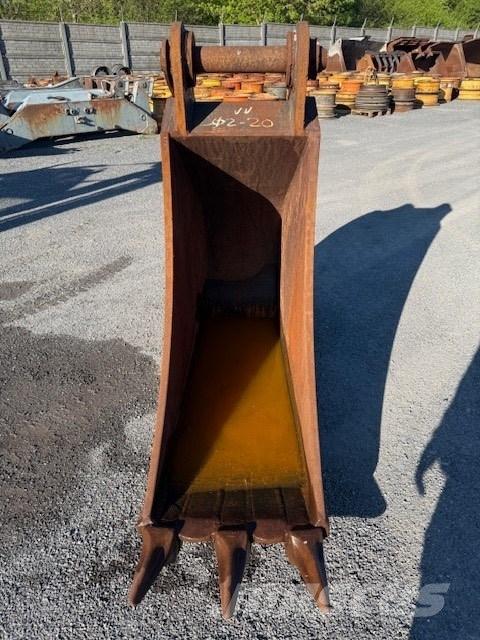 CAT 323 USED BUCKET Utovarne korpe