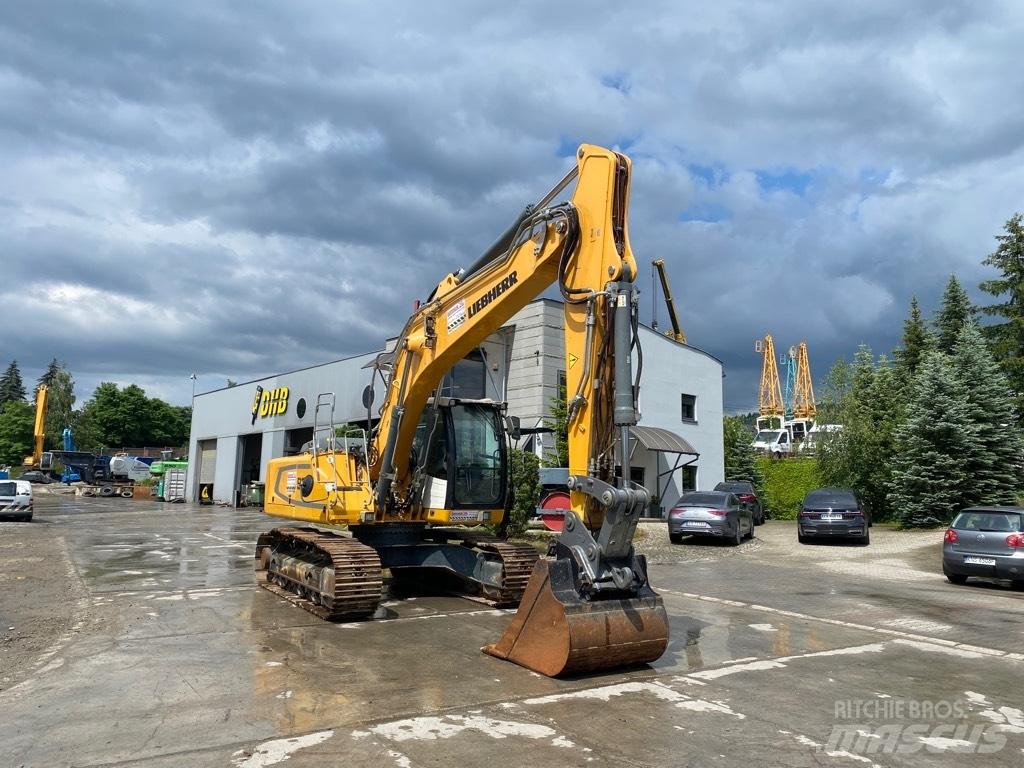 Liebherr R924LC Bageri guseničari
