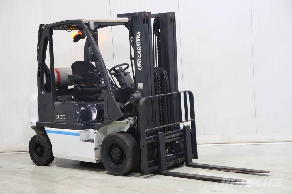 Nissan U1D2A20LQ Plinski viljuškari