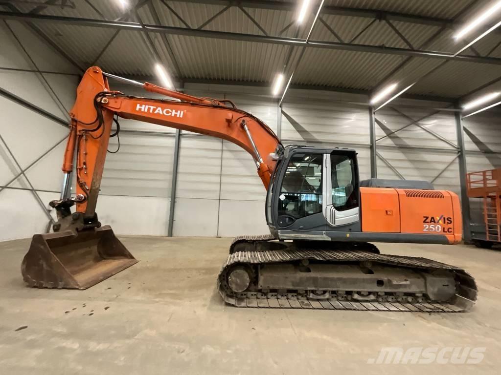 Hitachi ZX 250 LC-3 Bageri guseničari