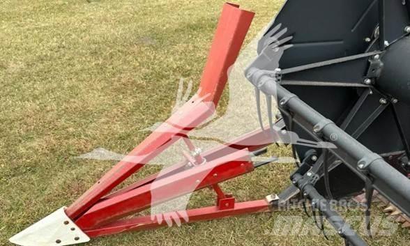 Case IH 1020 Glave hederi za kombajne