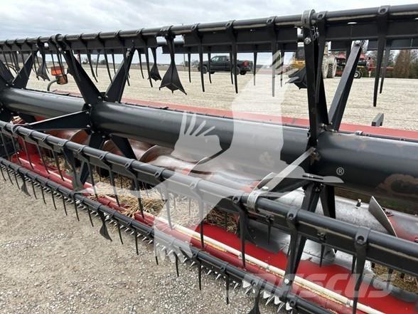 Case IH 1020 Glave hederi za kombajne