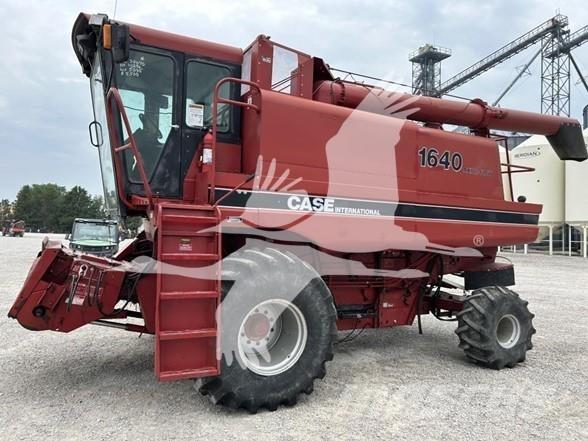 Case IH 1640 Kombajni