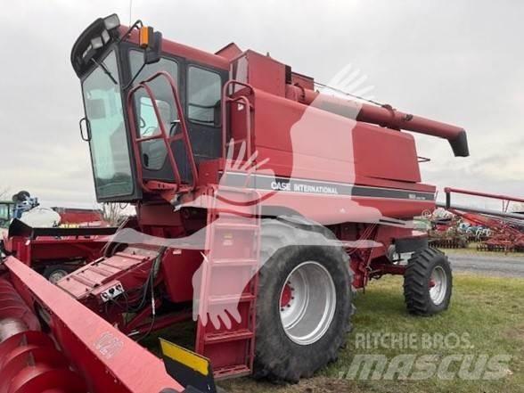 Case IH 1680 Kombajni