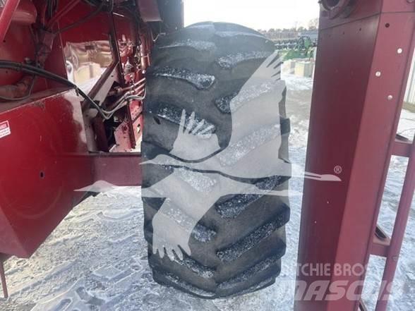 Case IH 1680 Kombajni