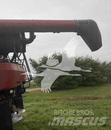 Case IH 7140 Kombajni