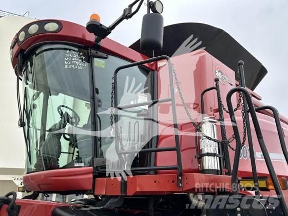 Case IH 8010 Kombajni
