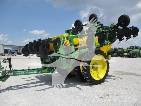 Farm King 2460 Rasturači mineralnog đubriva