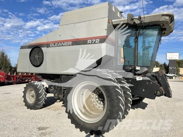 Gleaner R72 Kombajni
