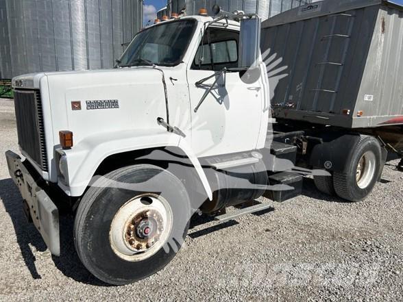 GMC BRIGADIER Tegljači