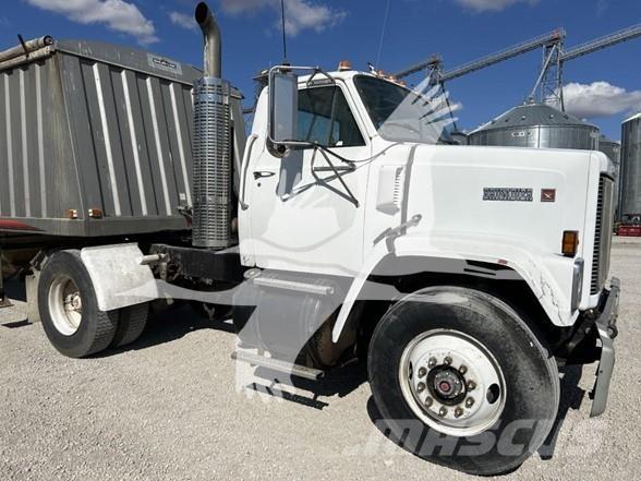 GMC BRIGADIER Tegljači