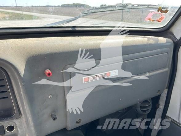 GMC BRIGADIER Tegljači