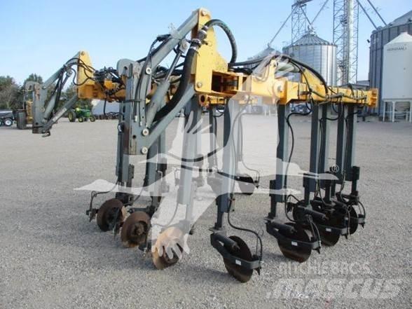 Hagie NTB16 Rasturači mineralnog đubriva