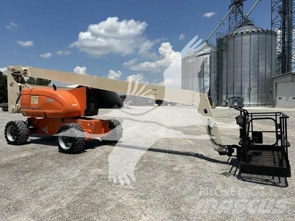 JLG 800A Zglobne podizne platforme