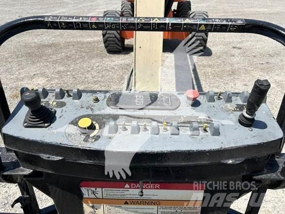 JLG 800A Zglobne podizne platforme