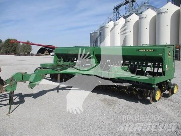 John Deere 750 Sejačice