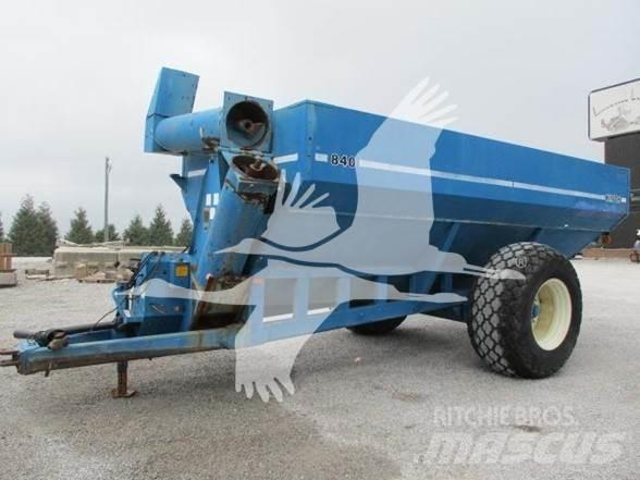 Kinze 840 Prikolice za zrno
