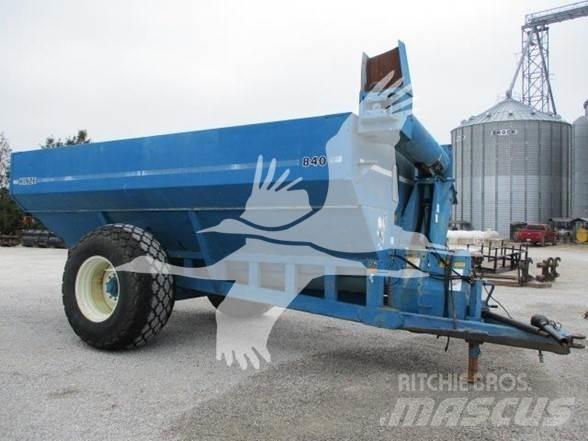 Kinze 840 Prikolice za zrno