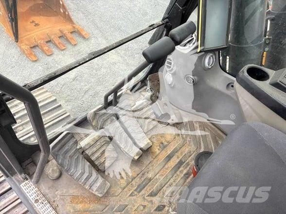 Volvo EC220EL Bageri guseničari