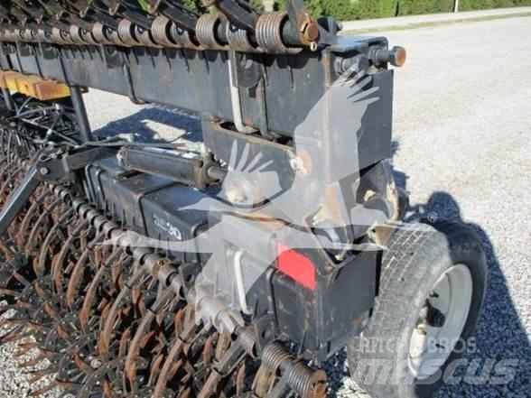 YETTER 3530 Ostale mašine i priključci za obradu tla