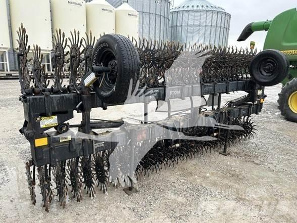 YETTER 3530 Ostale mašine i priključci za obradu tla