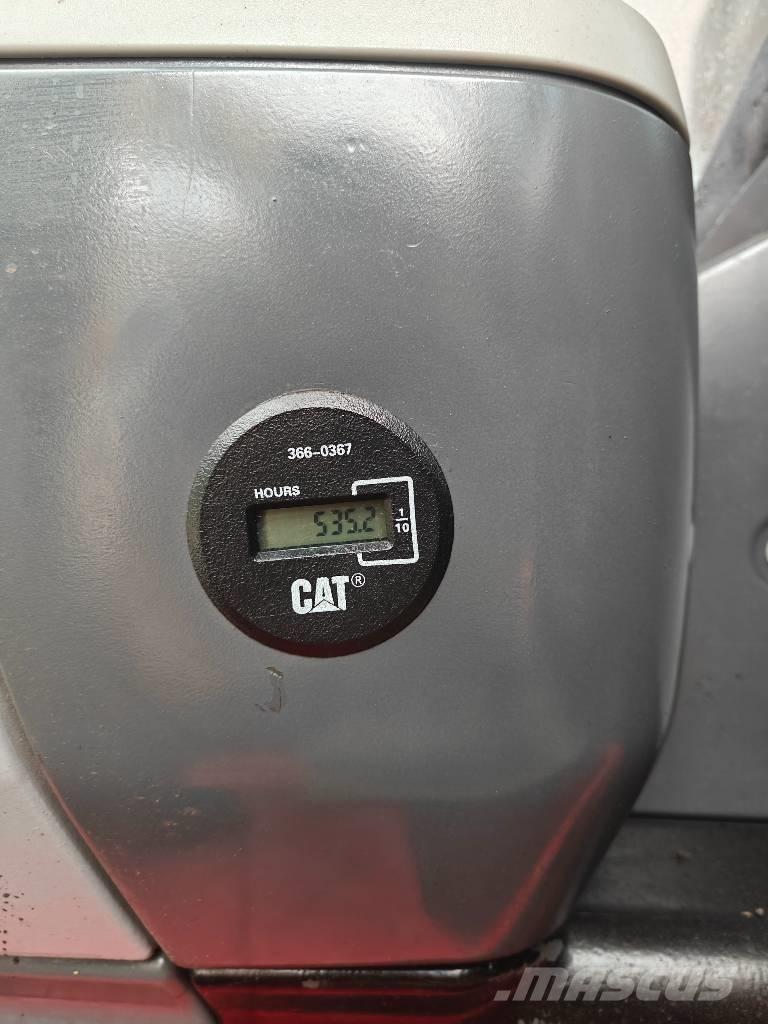 CAT 329 D2 L Bageri guseničari