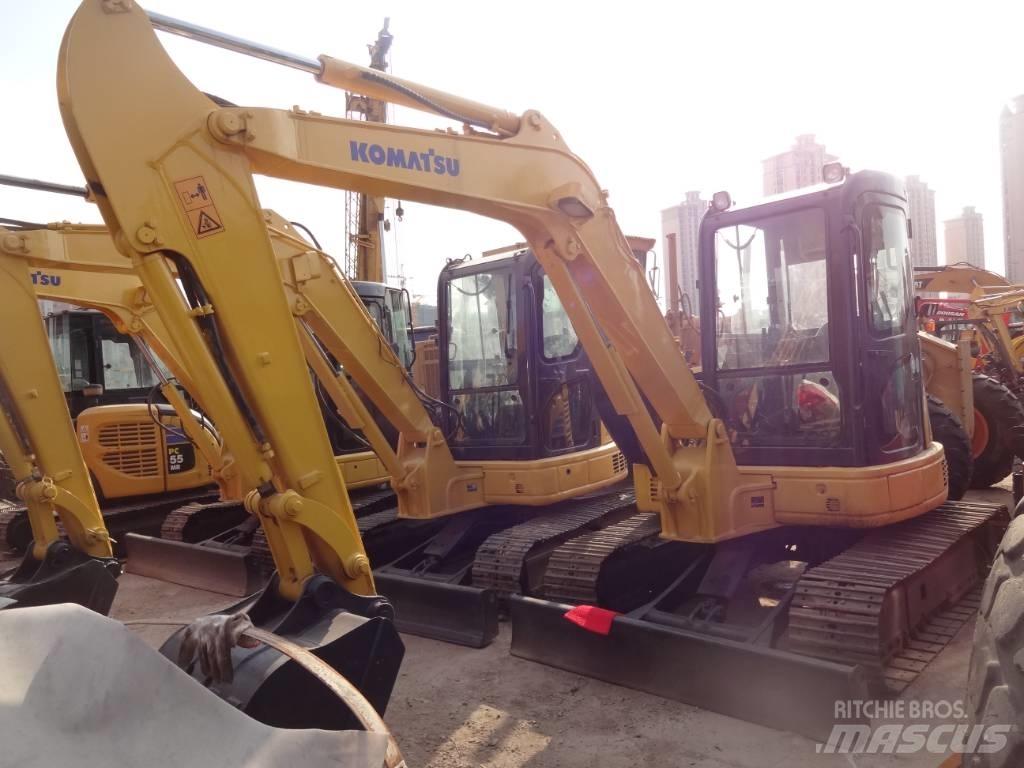 Komatsu PC56-7 Bageri guseničari