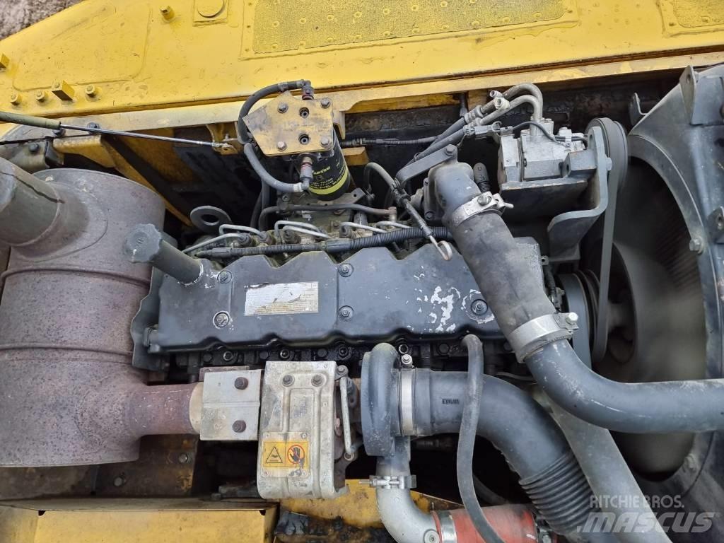 Komatsu PC 210-8 Bageri guseničari