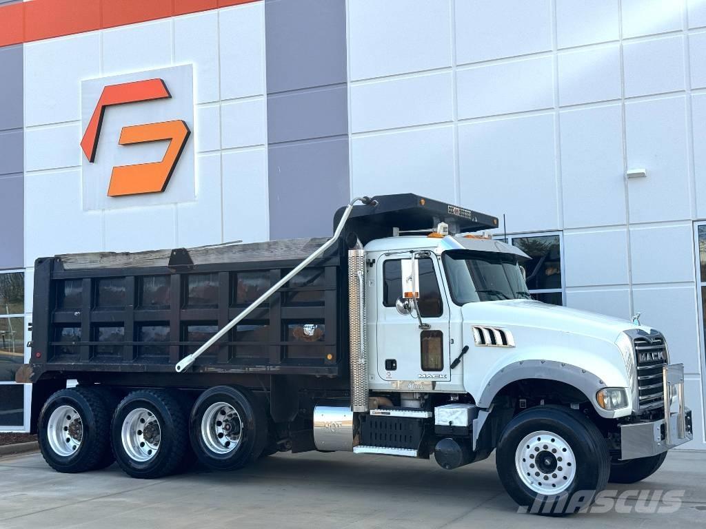 Mack Granite GU 713 Kiperi kamioni