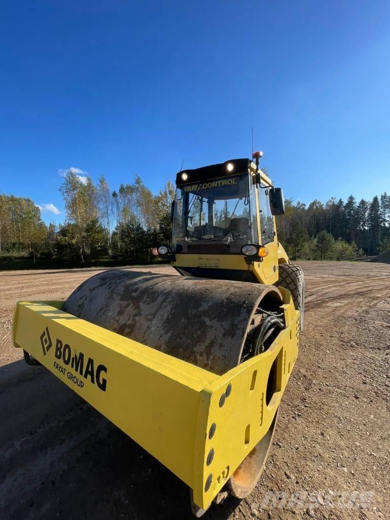 Bomag 213 DH-4 Valjci sa jednim bubnjem