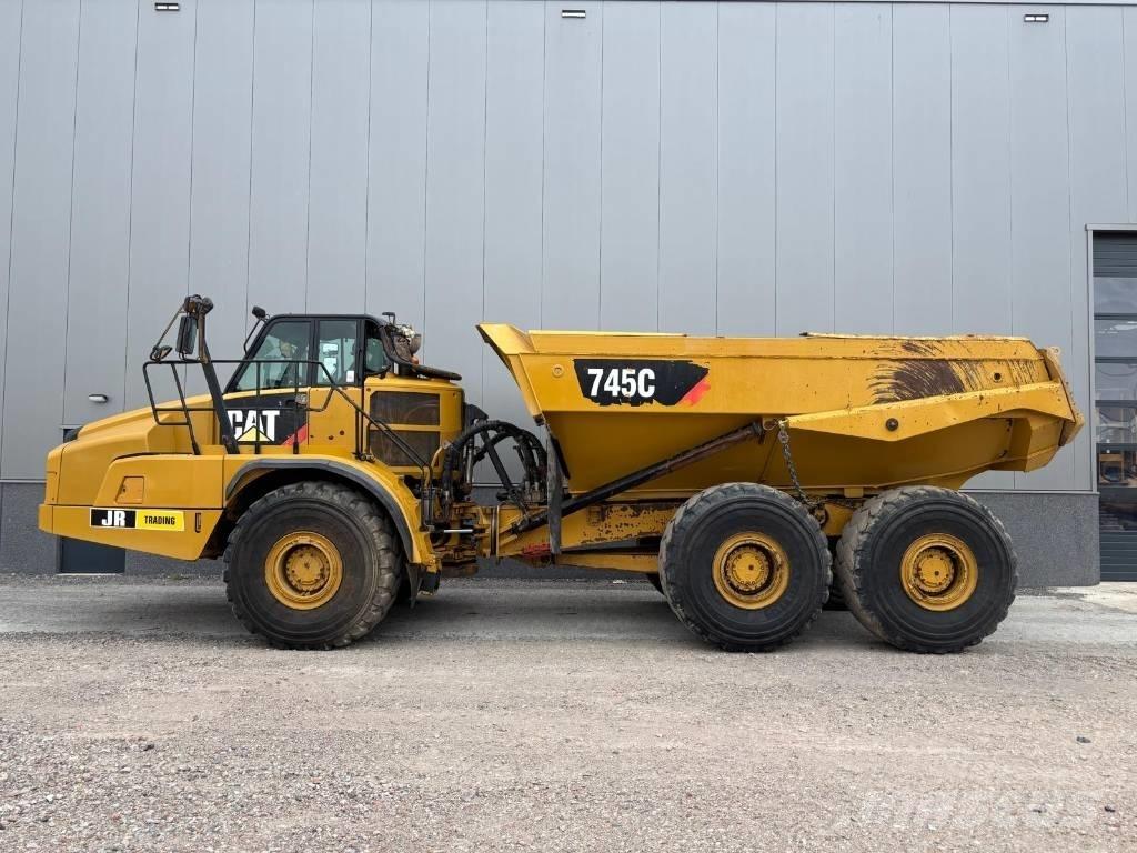 CAT 745 C Zglobni damperi