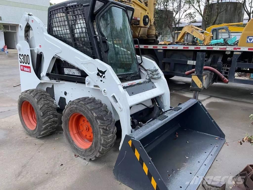 Bobcat S300 Skid steer mini utovarivači